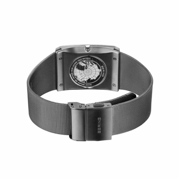 Eckige Bering Herrenuhr mit Saphirglas 16033 377 3
