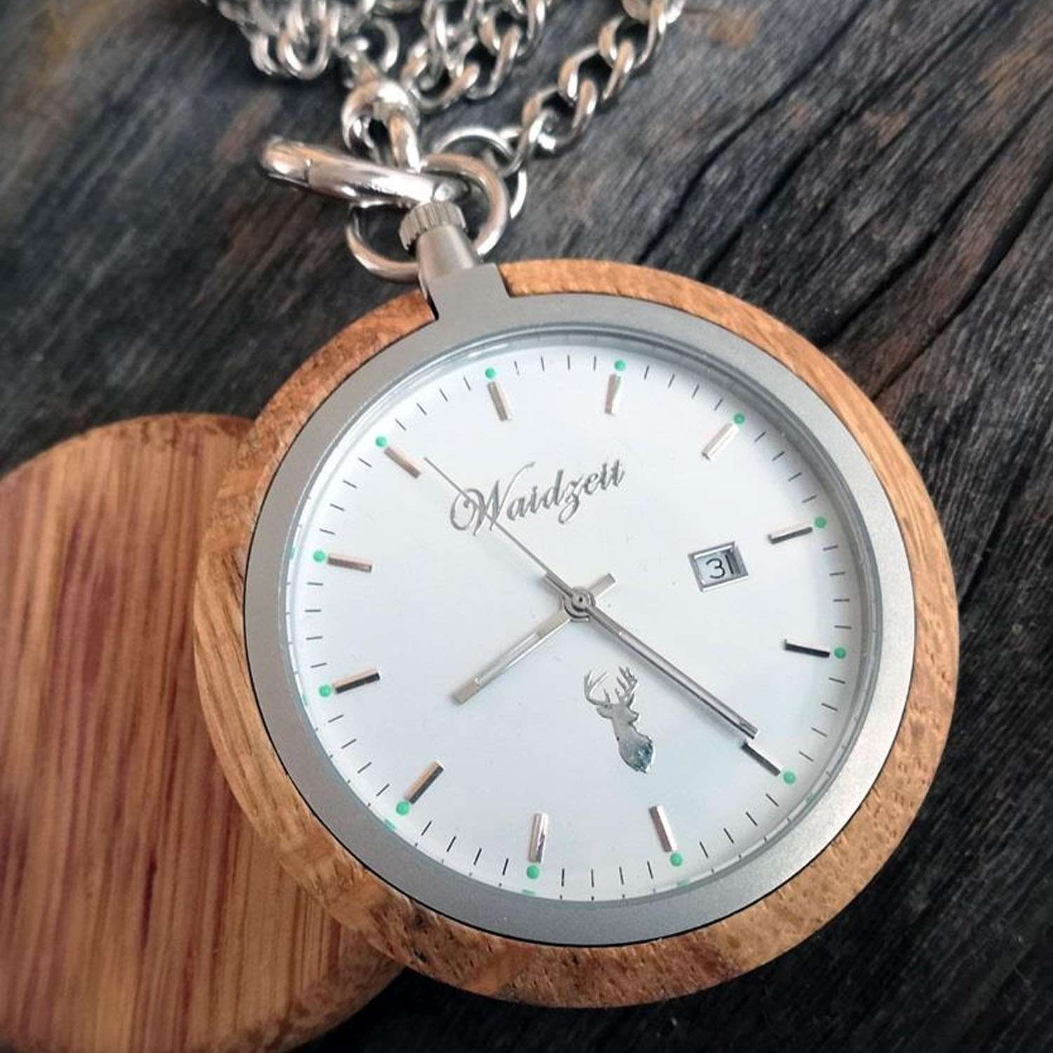 Quarz Taschenuhr aus Eichenholz mit Kette und Datum YT01a