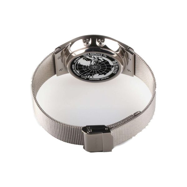 Schlichte Bering Funkuhr fuer Herren aus Edelstahl 51640 077a