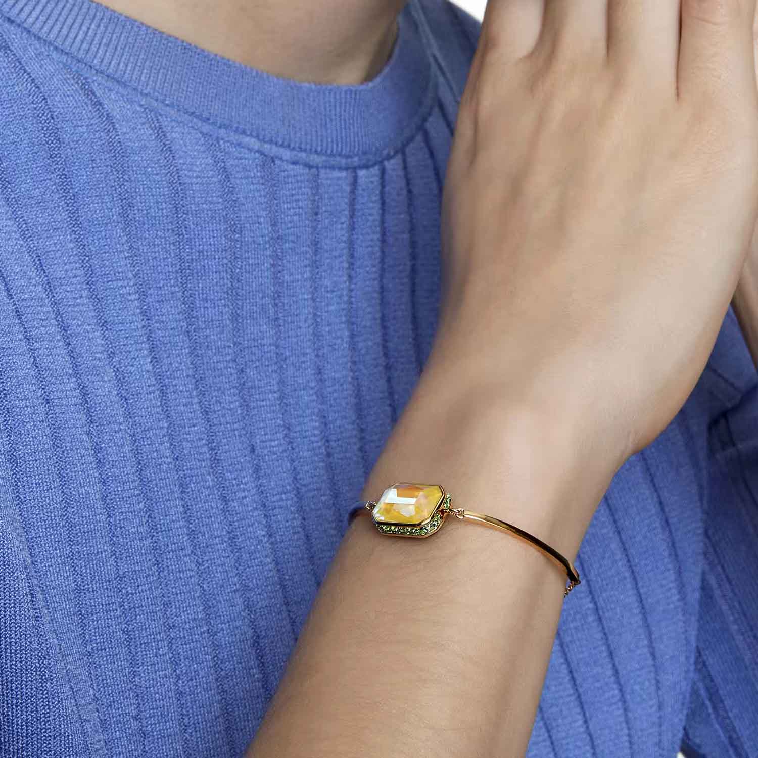 Swarovski Orbita Armband mit drehbarem Kristall 5616643c